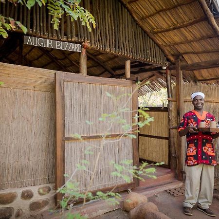Taita Falcon Lodge Mukuni Extérieur photo