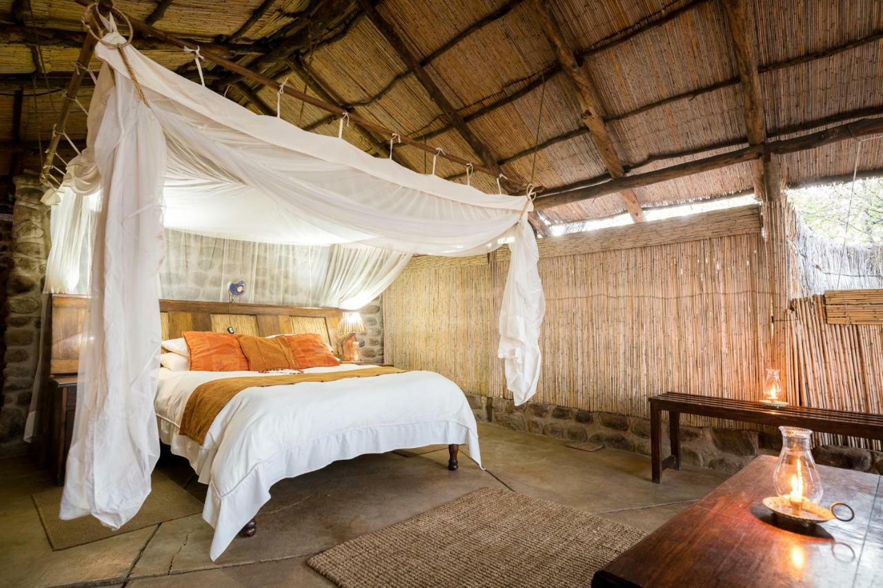 Taita Falcon Lodge Mukuni Extérieur photo