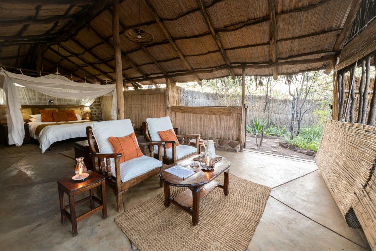 Taita Falcon Lodge Mukuni Extérieur photo