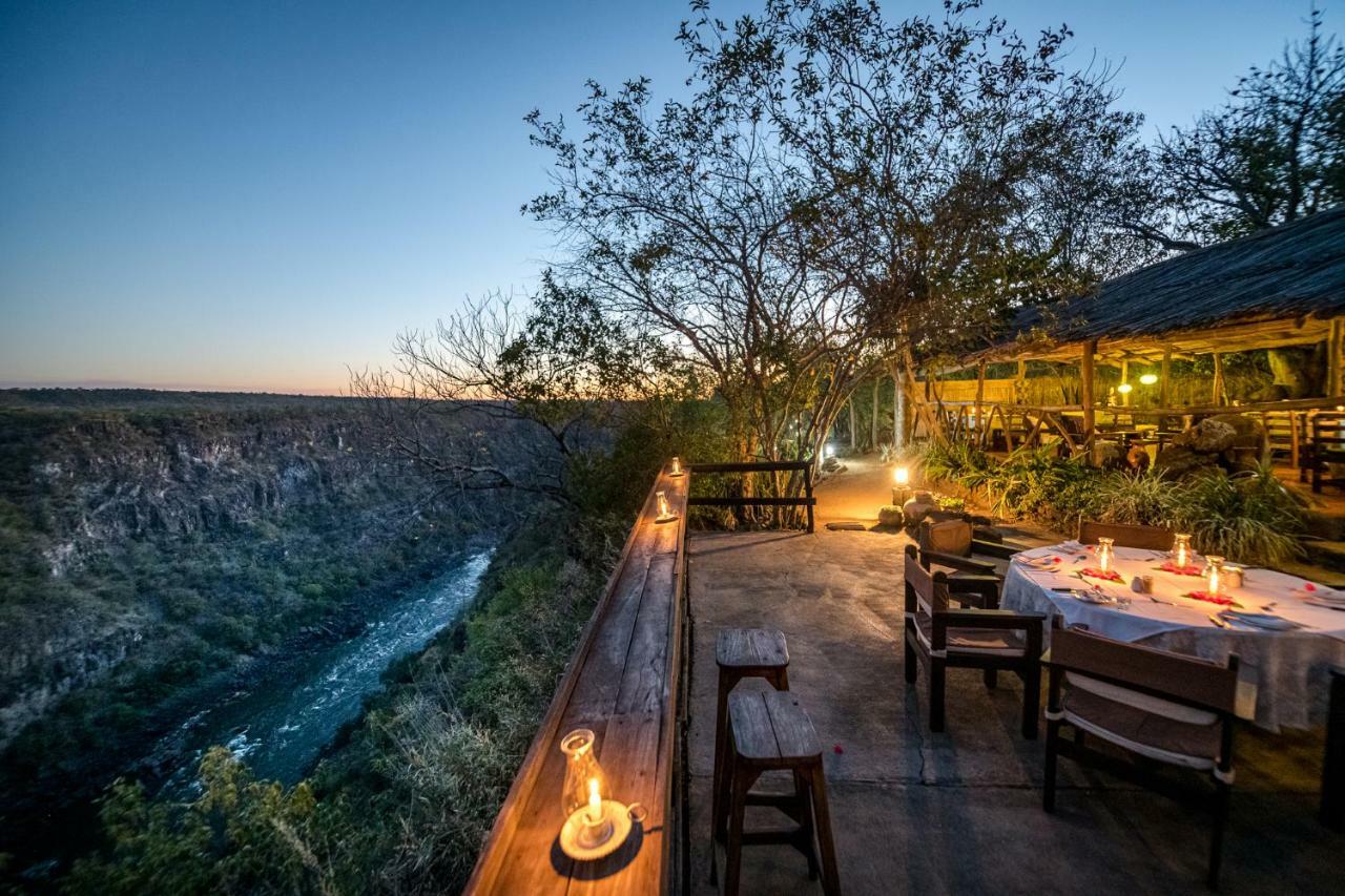 Taita Falcon Lodge Mukuni Extérieur photo