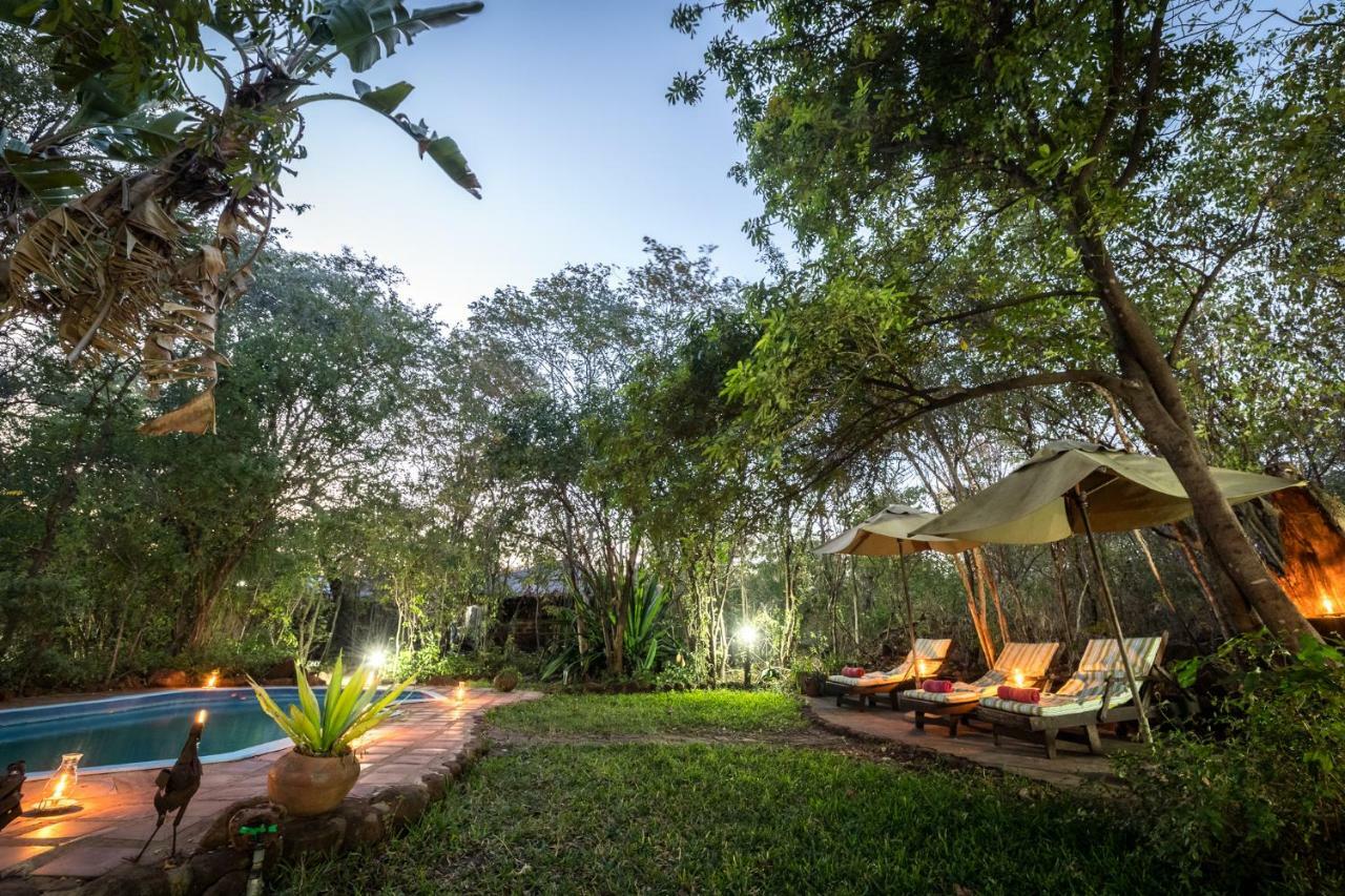 Taita Falcon Lodge Mukuni Extérieur photo