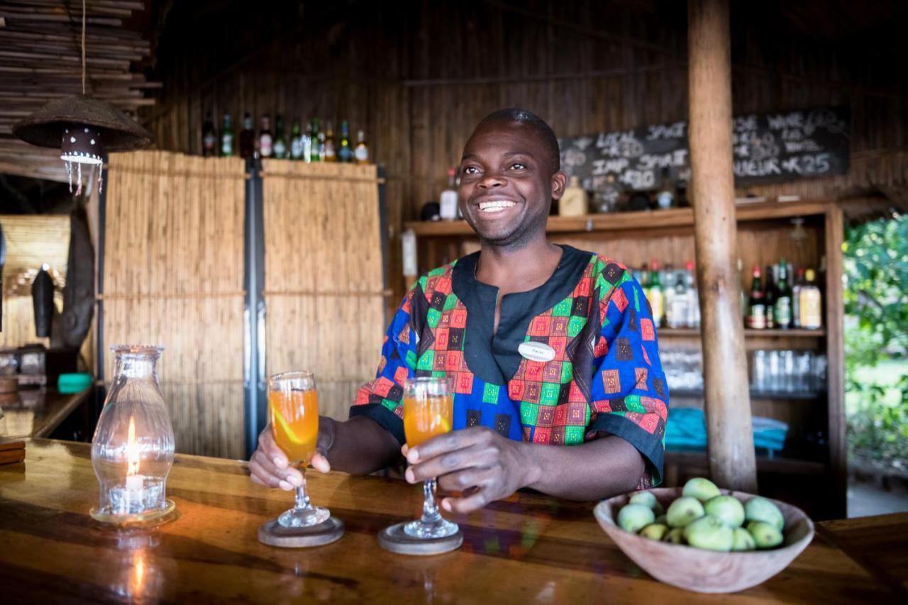 Taita Falcon Lodge Mukuni Extérieur photo