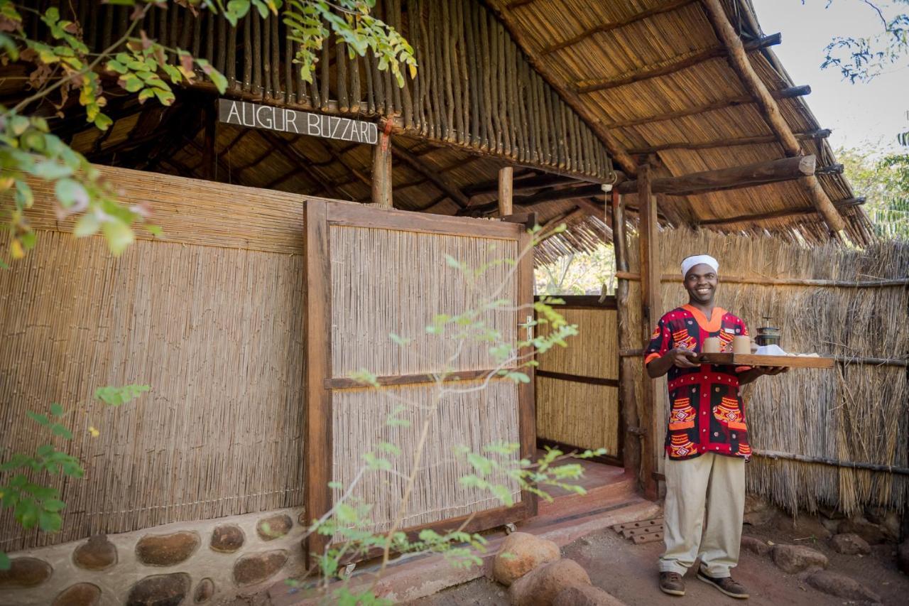 Taita Falcon Lodge Mukuni Extérieur photo